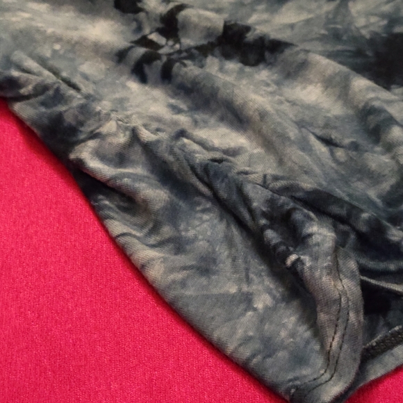 💵3/$20 AntiStar Tie-Dye Blue Super Soft Crop Top  Size Small - Picture 7 of 12